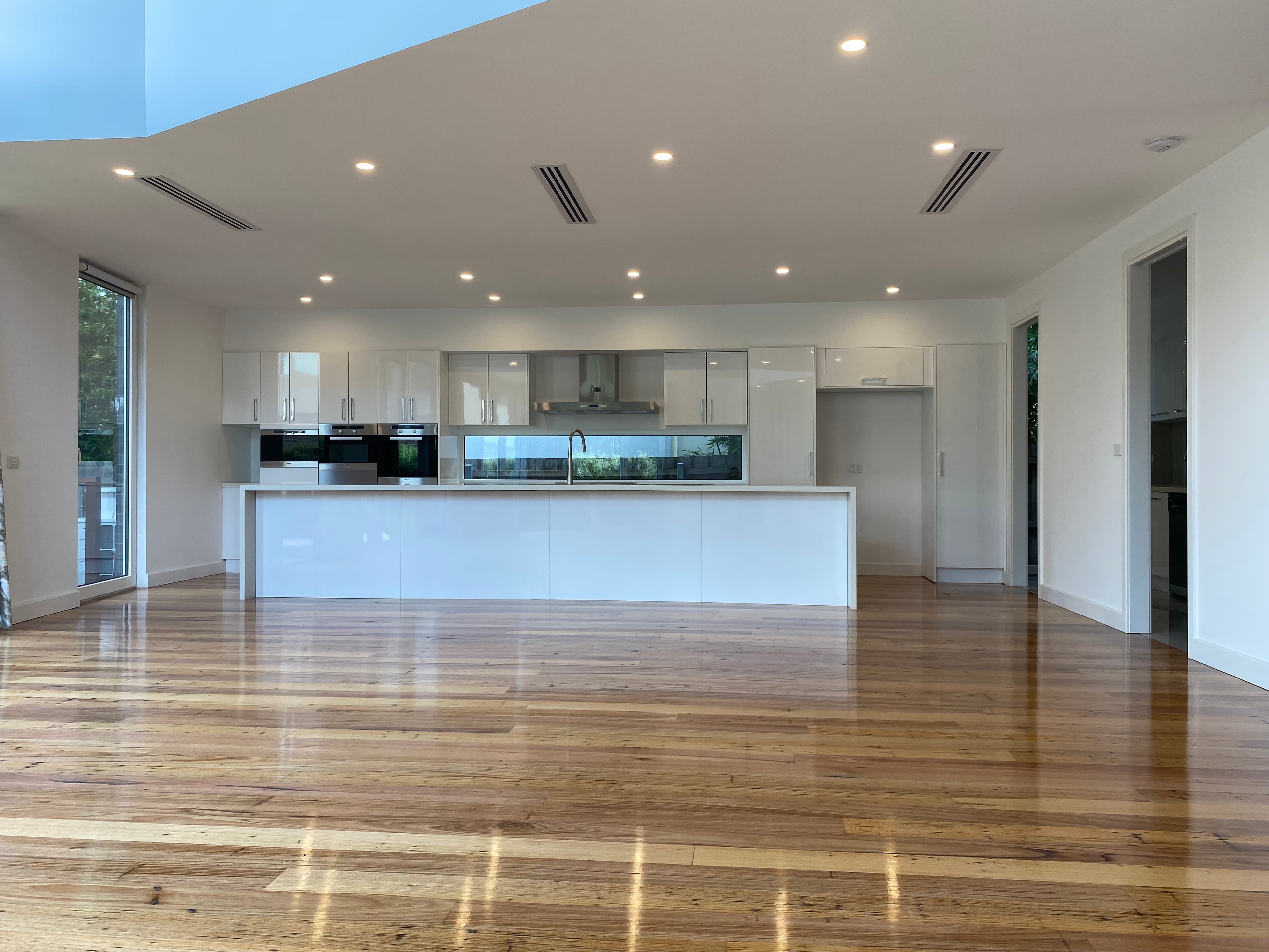 4 Riversdale Court, Mount Waverley - Thumbnail 3