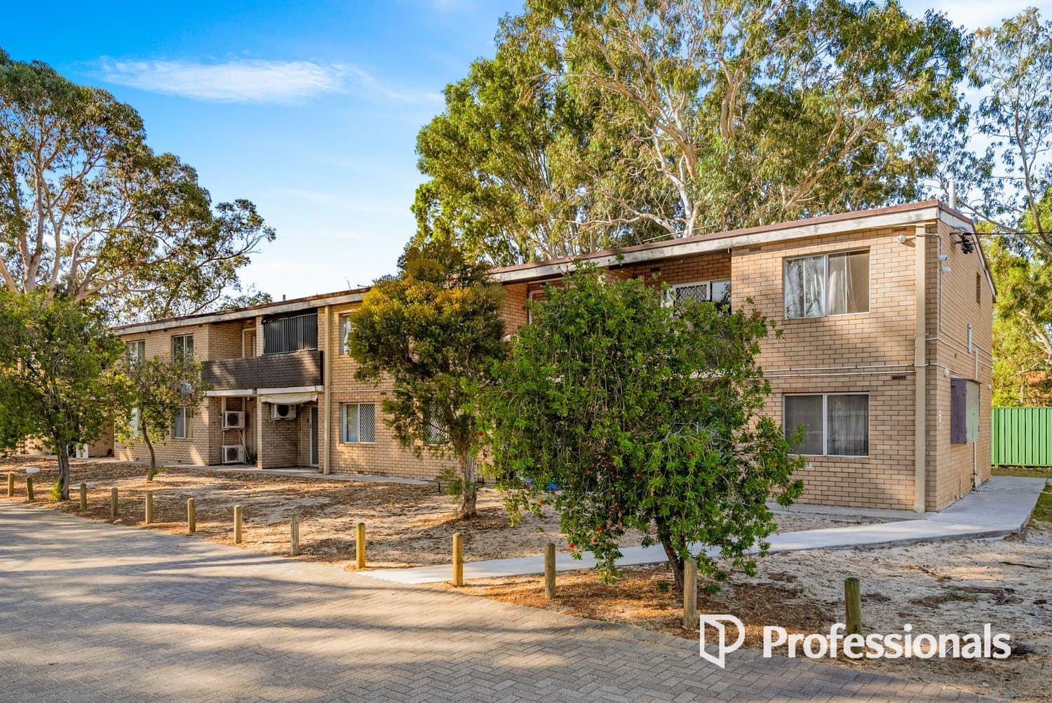 11/2 Dalziell Street, Maddington WA 6109, Maddington - Image 1