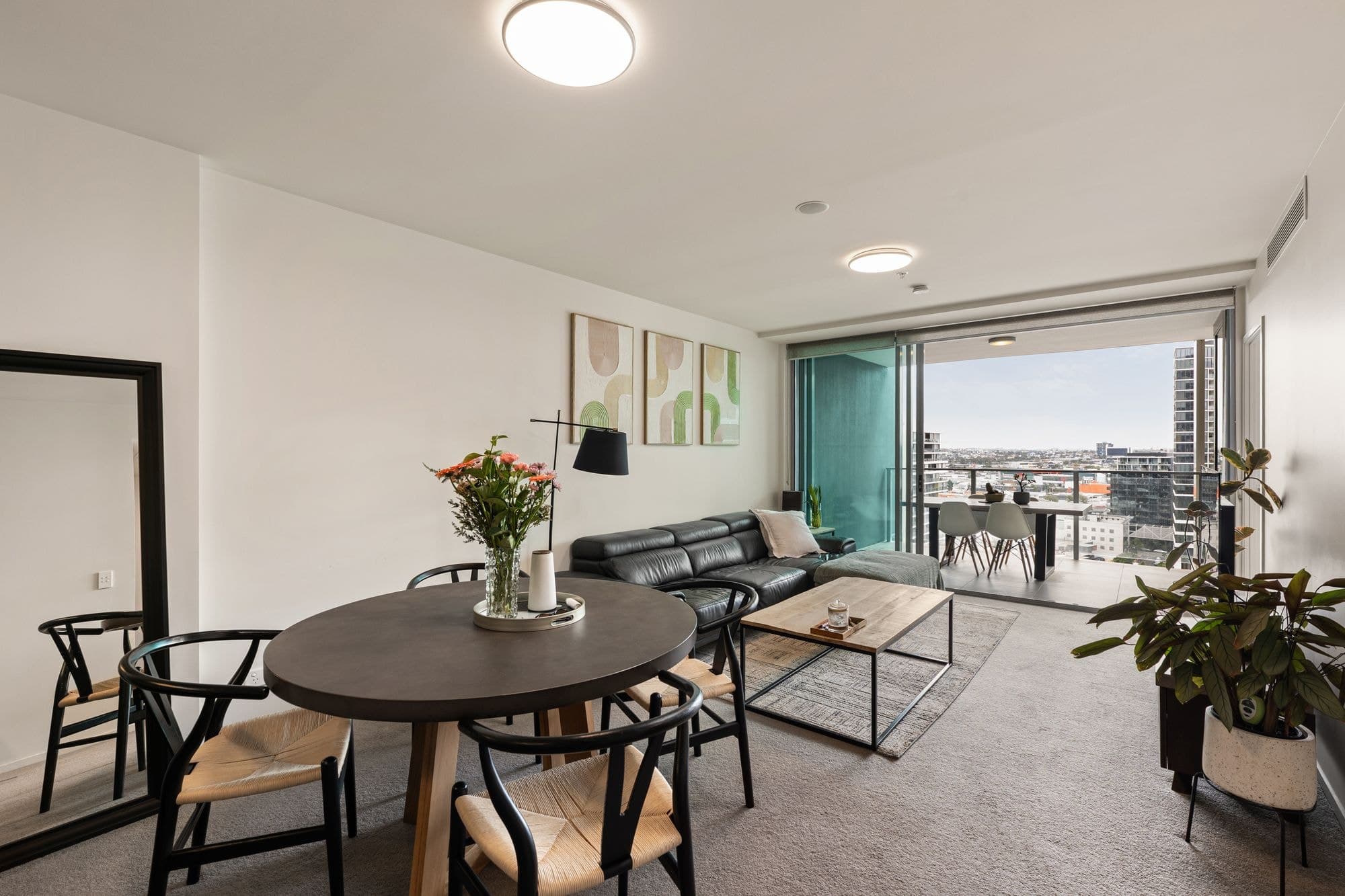 1302/30 Festival Place, Newstead QLD 4006, Newstead - Thumbnail 2