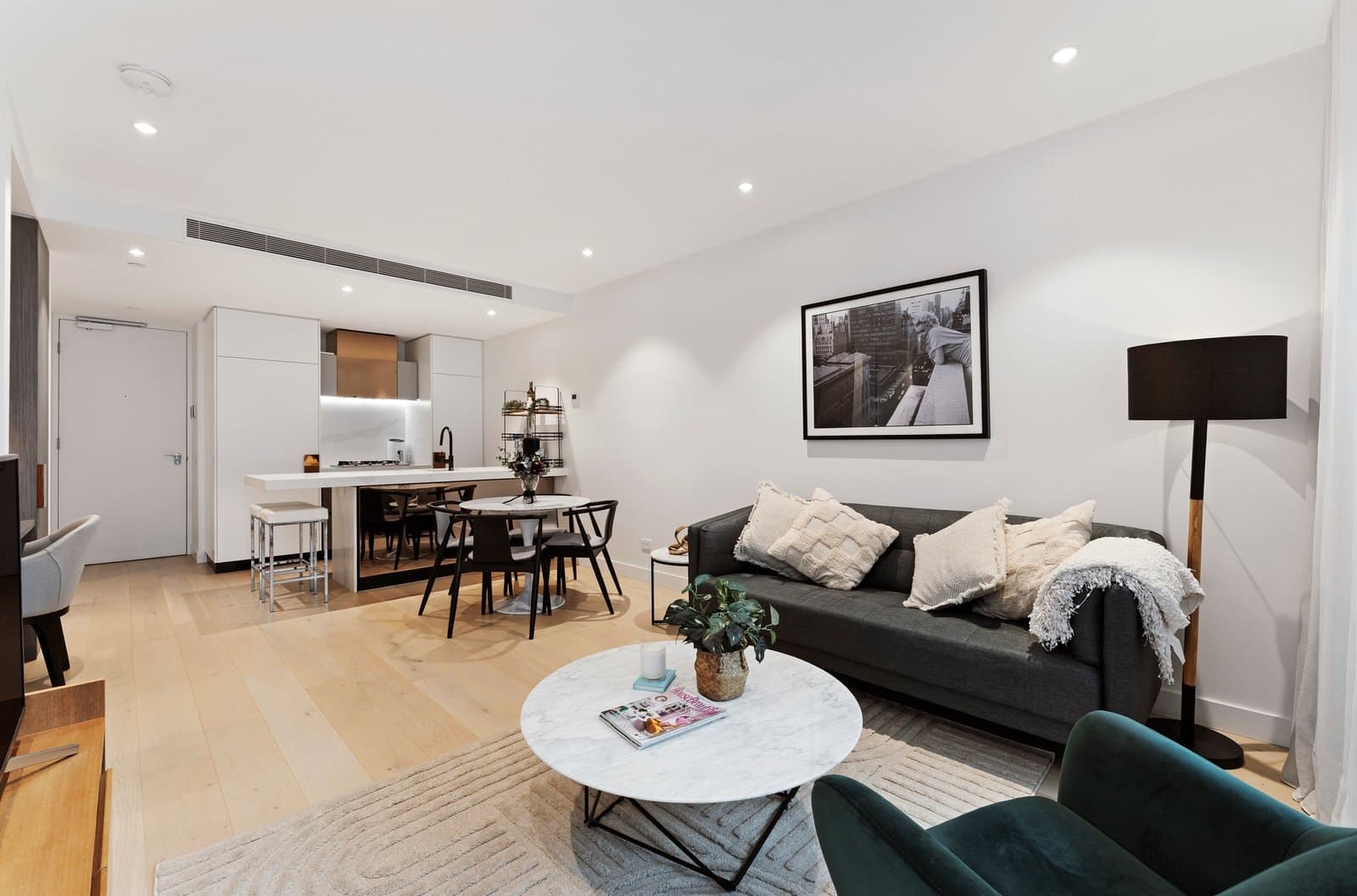 611/8 Bowen Crescent, Melbourne, Melbourne - Thumbnail 5