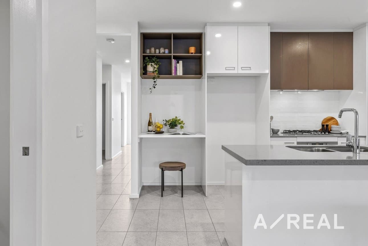 12 Eaglecrest Ave, Fraser Rise, Fraser Rise - Thumbnail 2