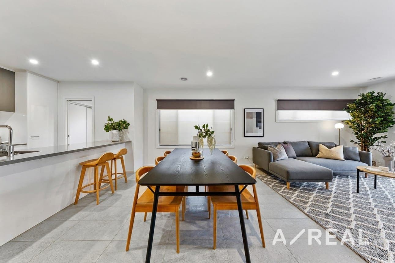 12 Eaglecrest Ave, Fraser Rise, Fraser Rise - Thumbnail 7