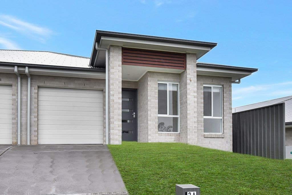 3A Golden Bell Circuit, Gillieston Heights - Image 1