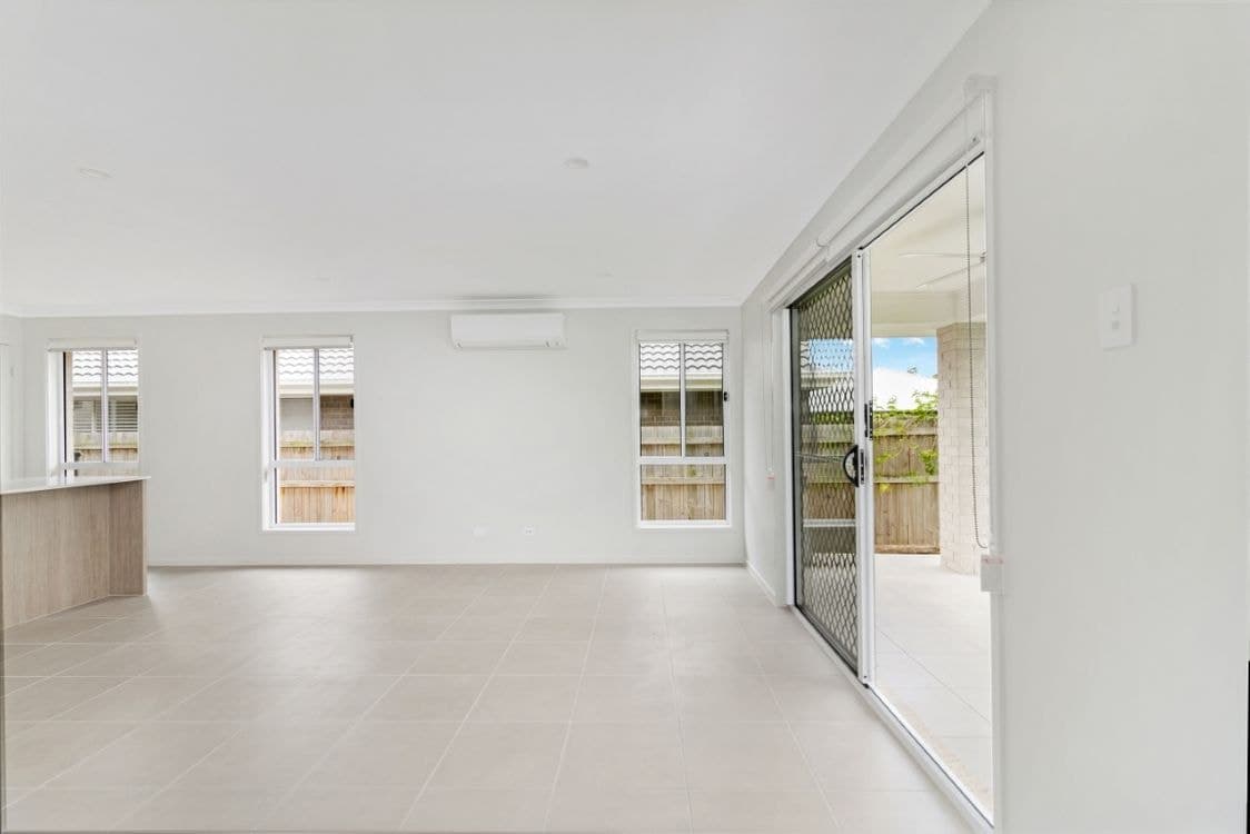 6 Splendour Circuit, YARRABILBA, QLD, 4207, Yarrabilba - Thumbnail 6