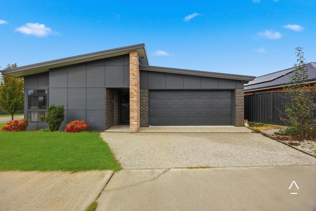 1/42 Enterprize Drive, Youngtown - Image 1