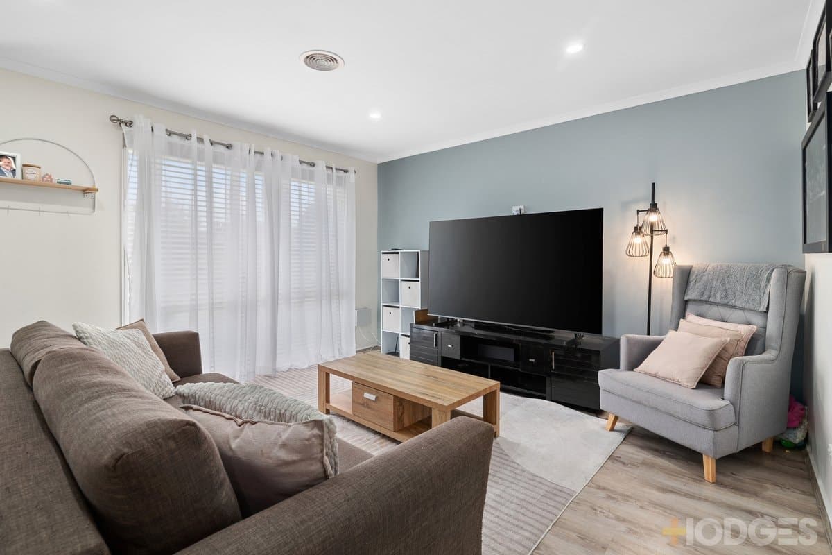 2 Wyatt Way, Wallan, VIC, 3756, Wallan - Thumbnail 3