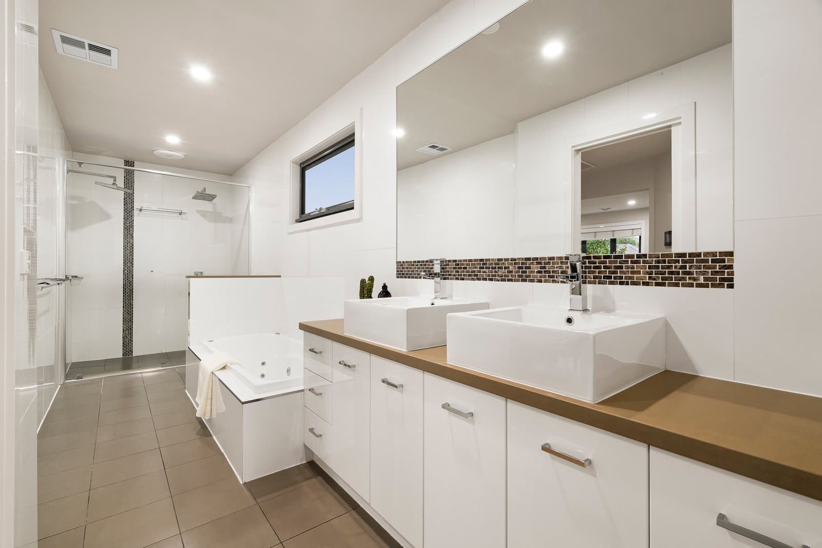 2/9 Walerna Road, Glen Iris - Thumbnail 8