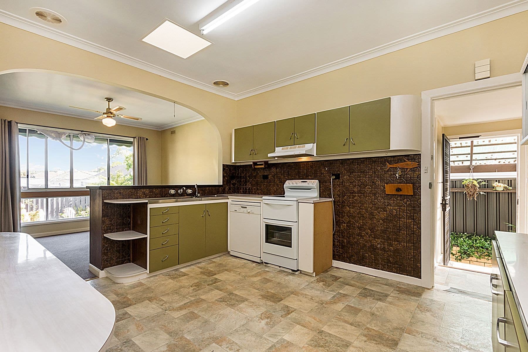 4 Benghasi Avenue, Golden Square VIC 3555, Golden Square - Thumbnail 2