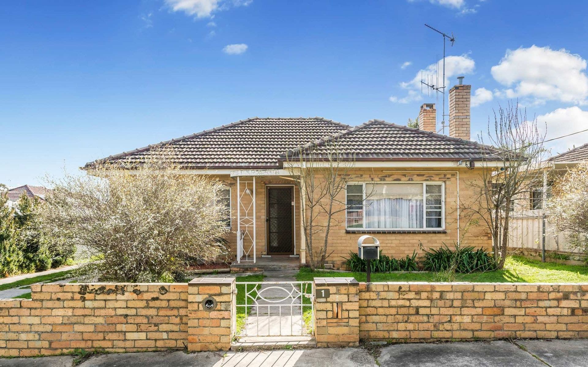 1 Mahon Avenue, Kennington VIC 3550, Kennington - Image 1