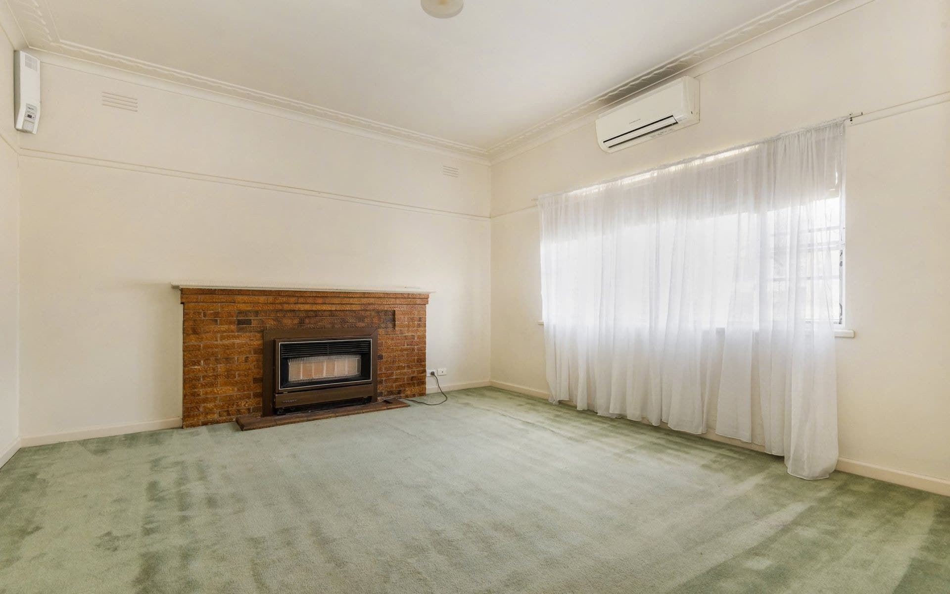1 Mahon Avenue, Kennington VIC 3550, Kennington - Thumbnail 2