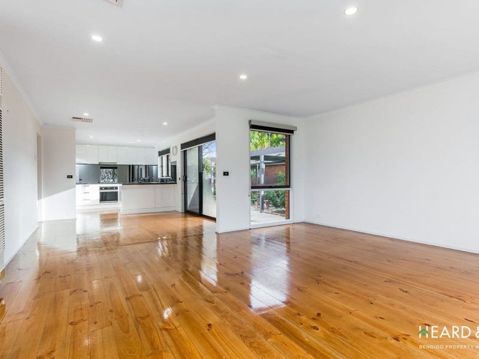 47 Neil Street, Kangaroo Flat VIC 3555, Kangaroo Flat - Thumbnail 3