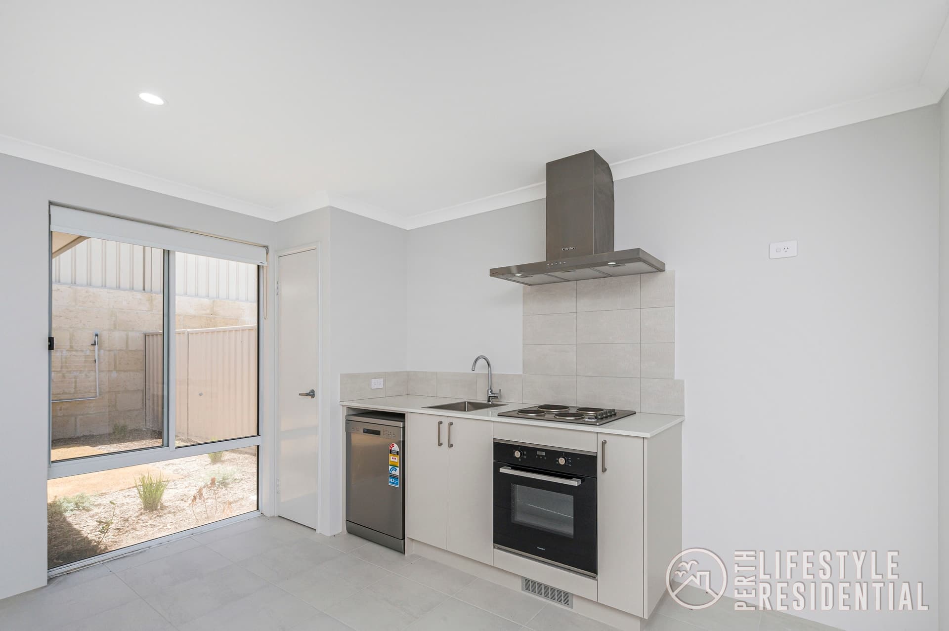 42a Lunarossa Drive, TWO ROCKS, WA, 6037, Two Rocks - Thumbnail 2