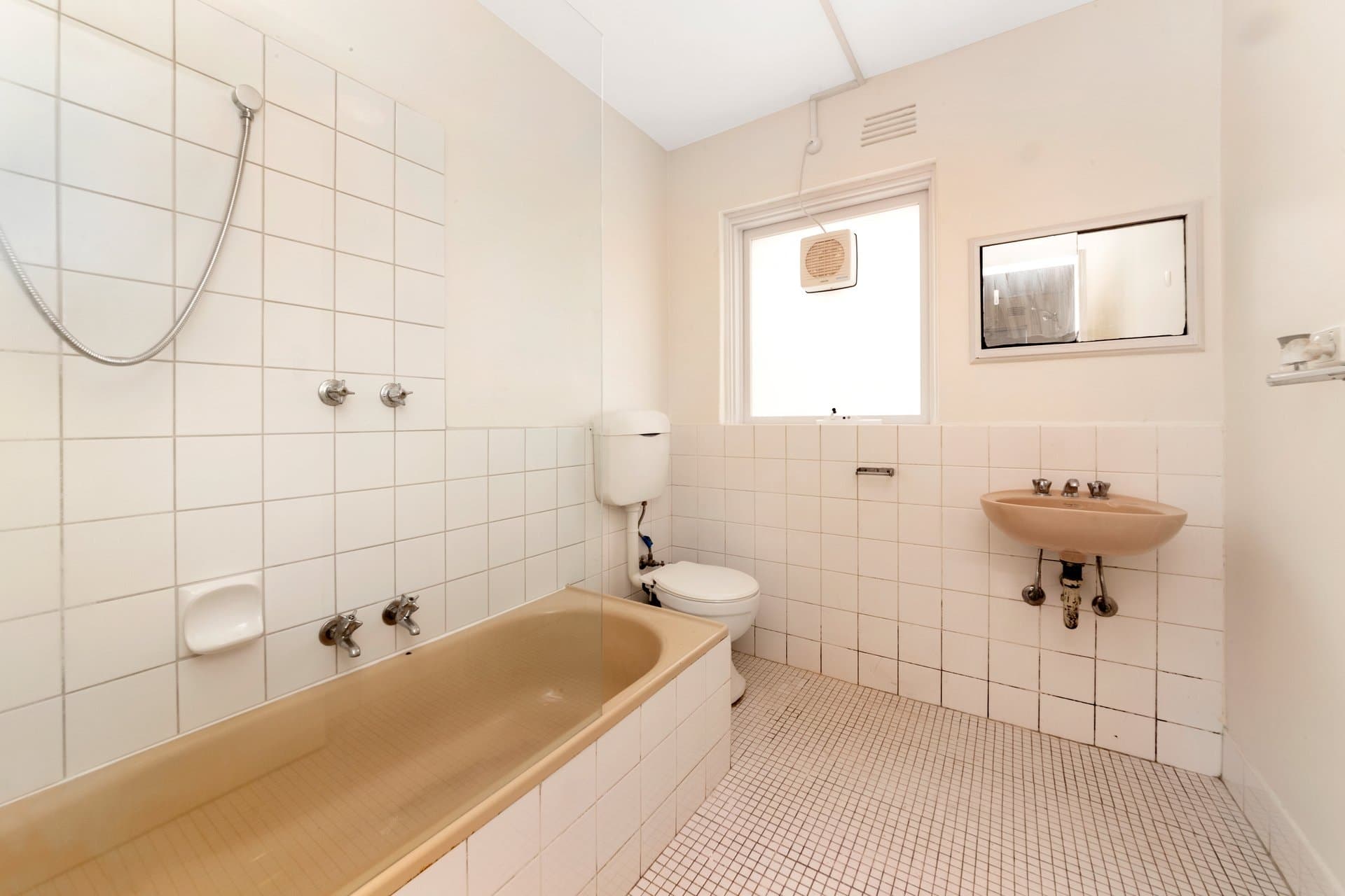 2/20 Hawson Avenue, Glen Huntly, Glen Huntly - Thumbnail 5