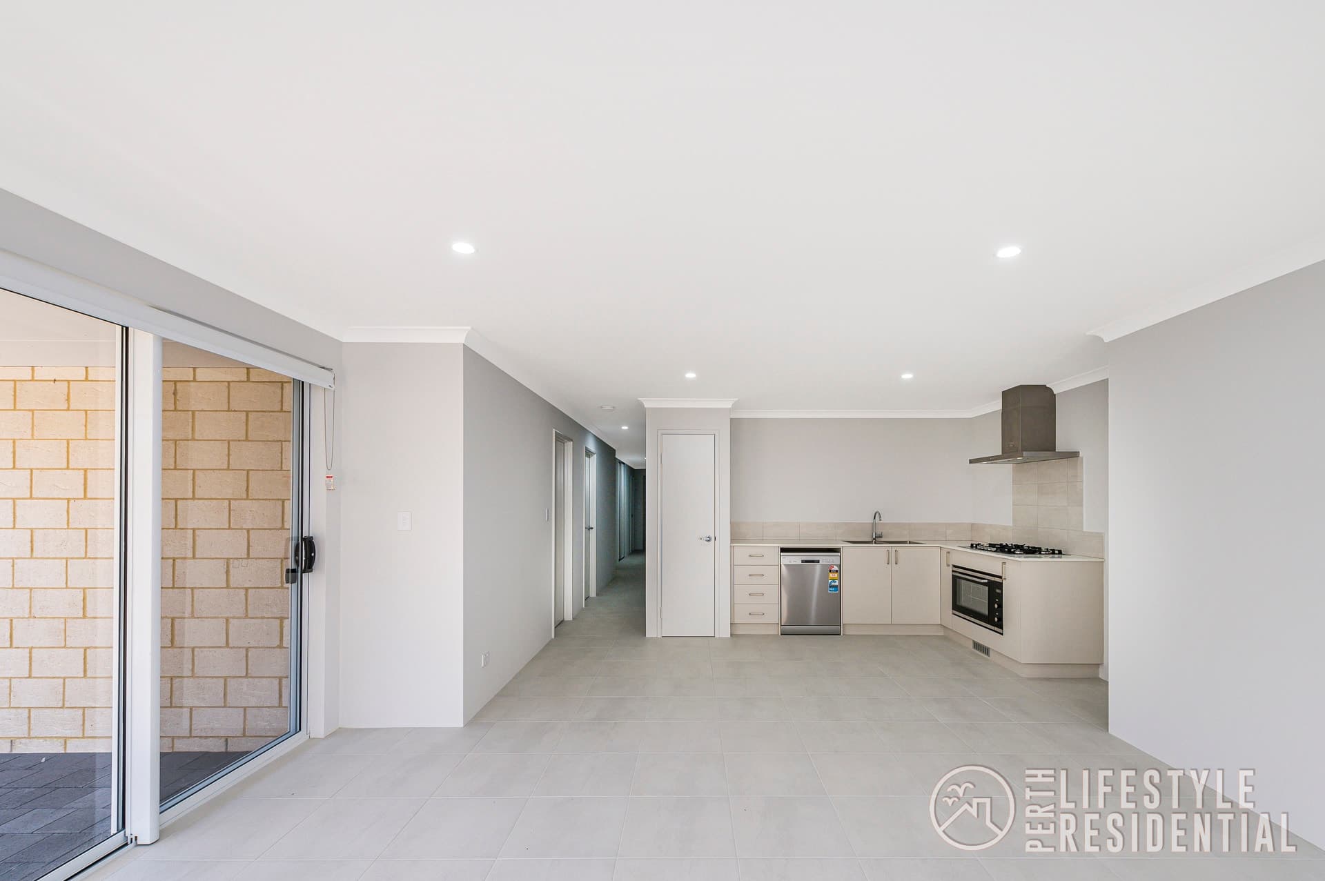 42 Lunarossa Drive, TWO ROCKS, WA, 6037, Two Rocks - Thumbnail 5
