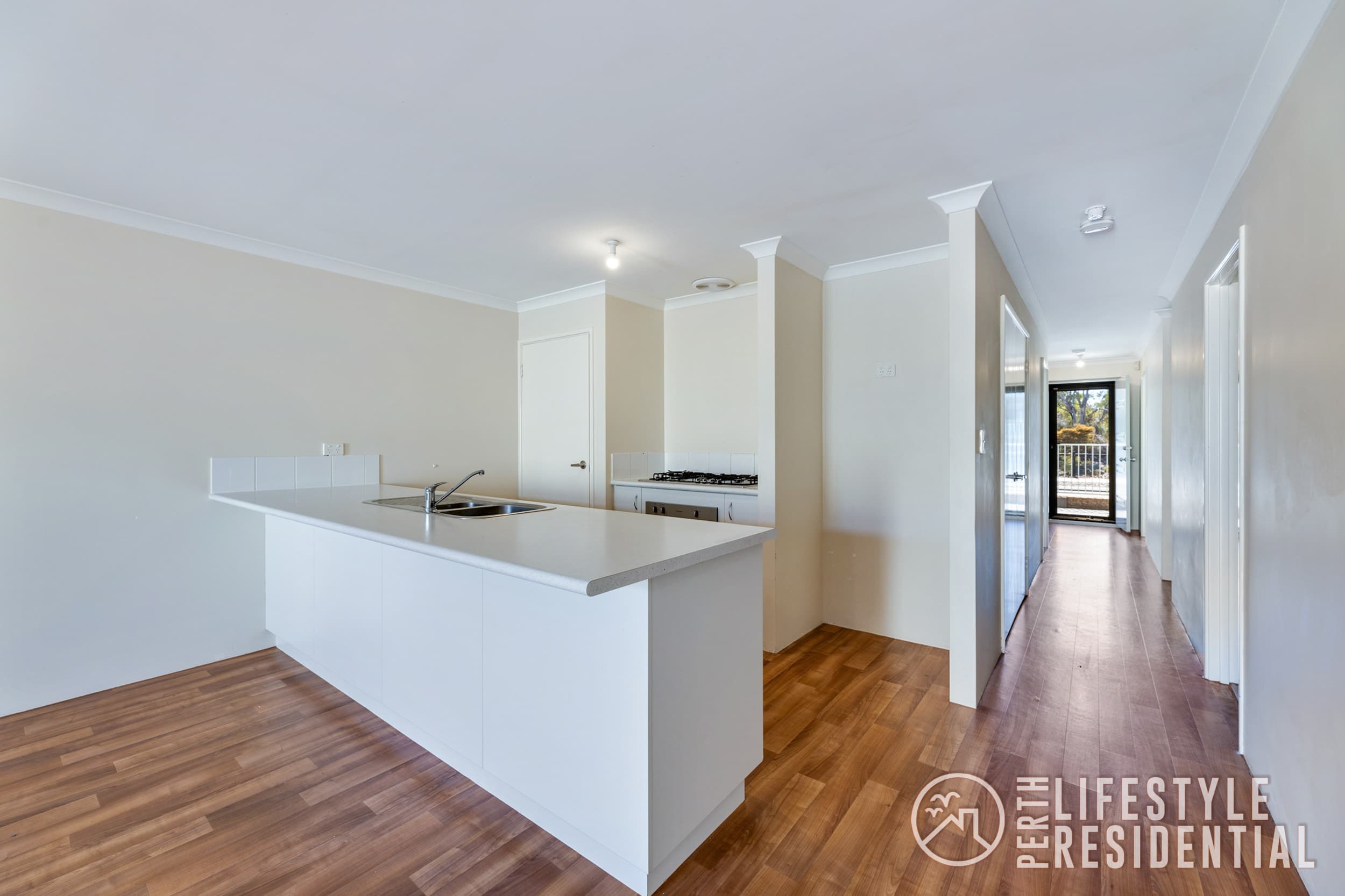 404 Page, Banksia Grove - Thumbnail 2