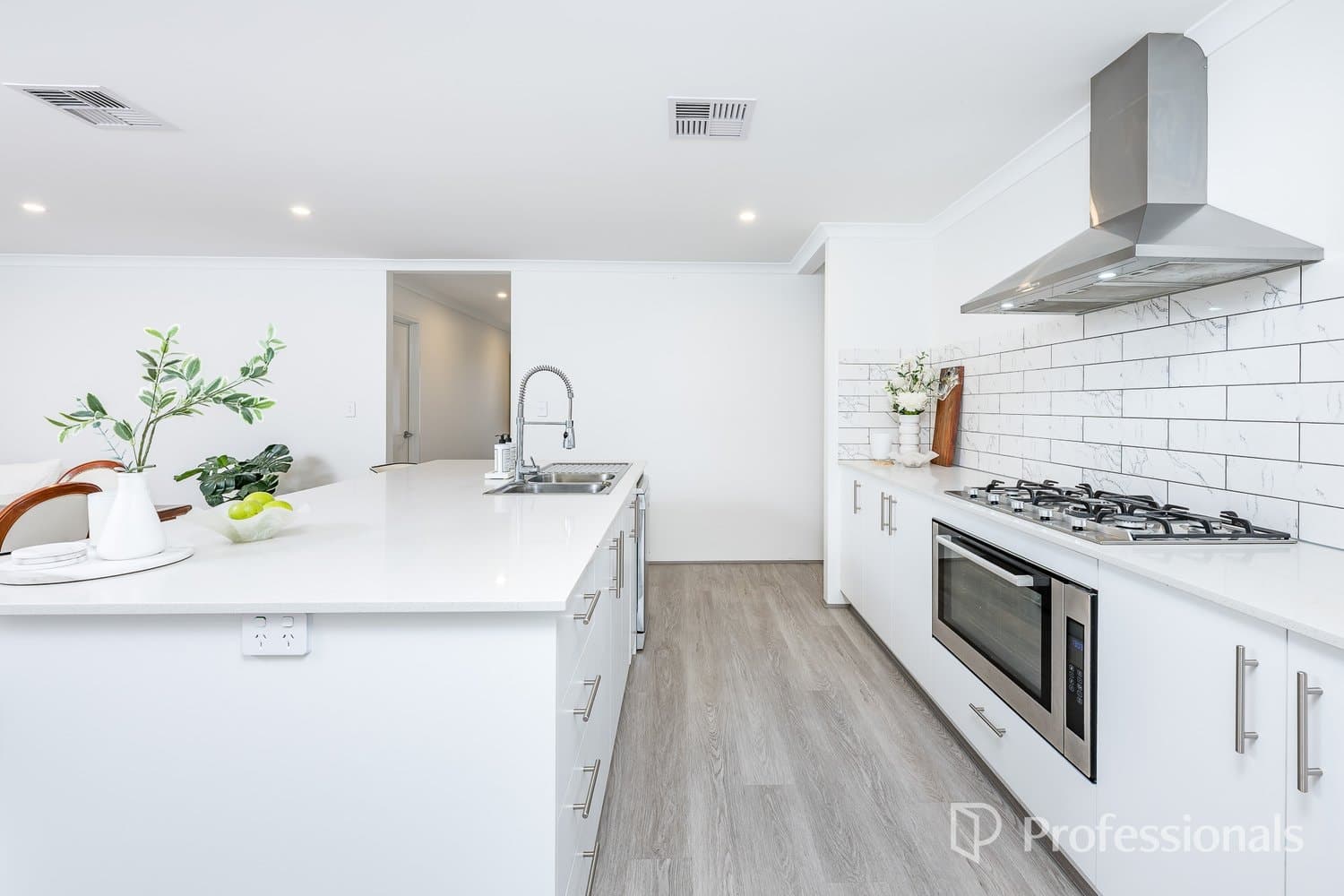 4 Prevelly Way, Eglinton WA 6034, Eglinton - Image 1