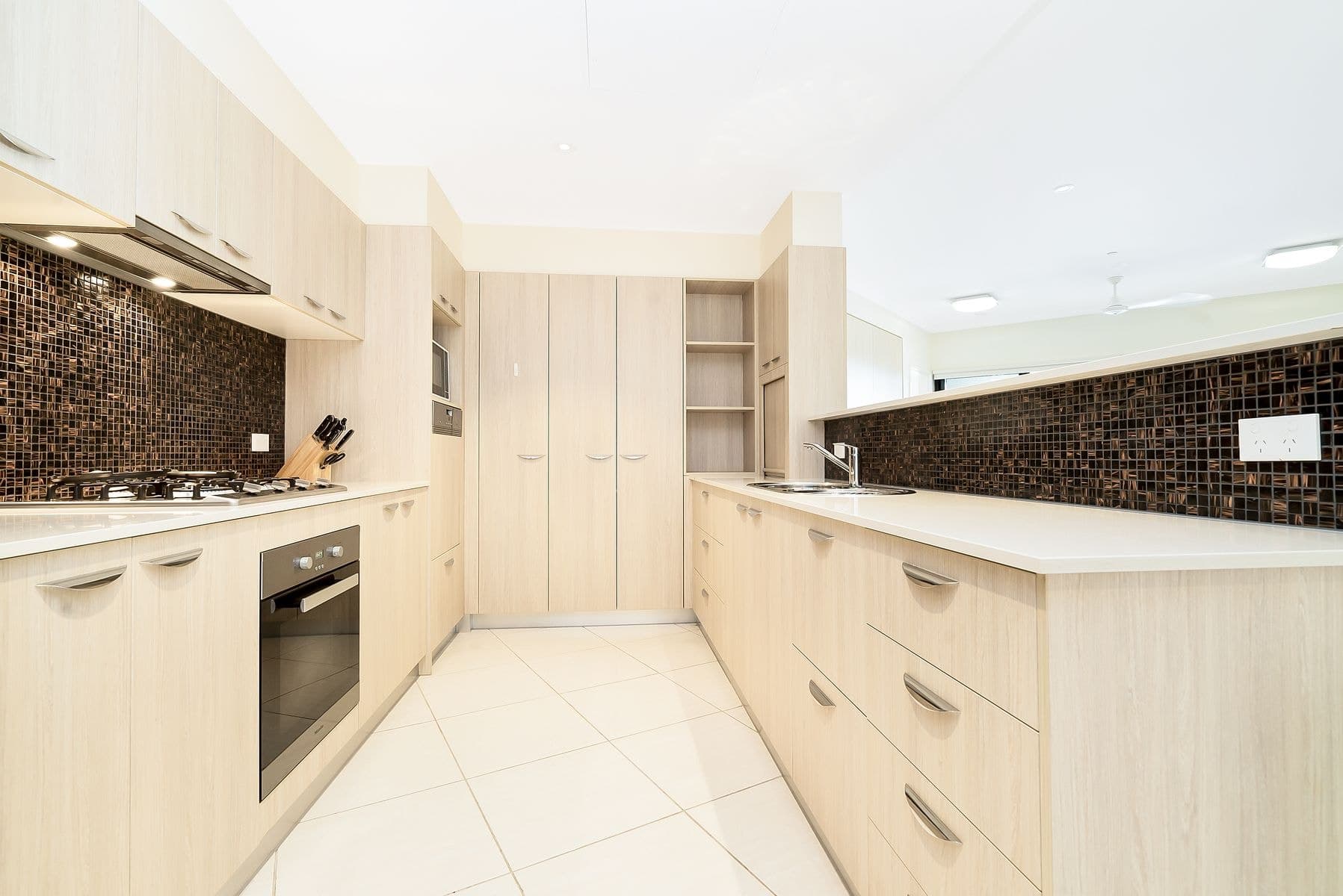 379/12 Salonika Street, Parap NT 0820, Parap - Image 1