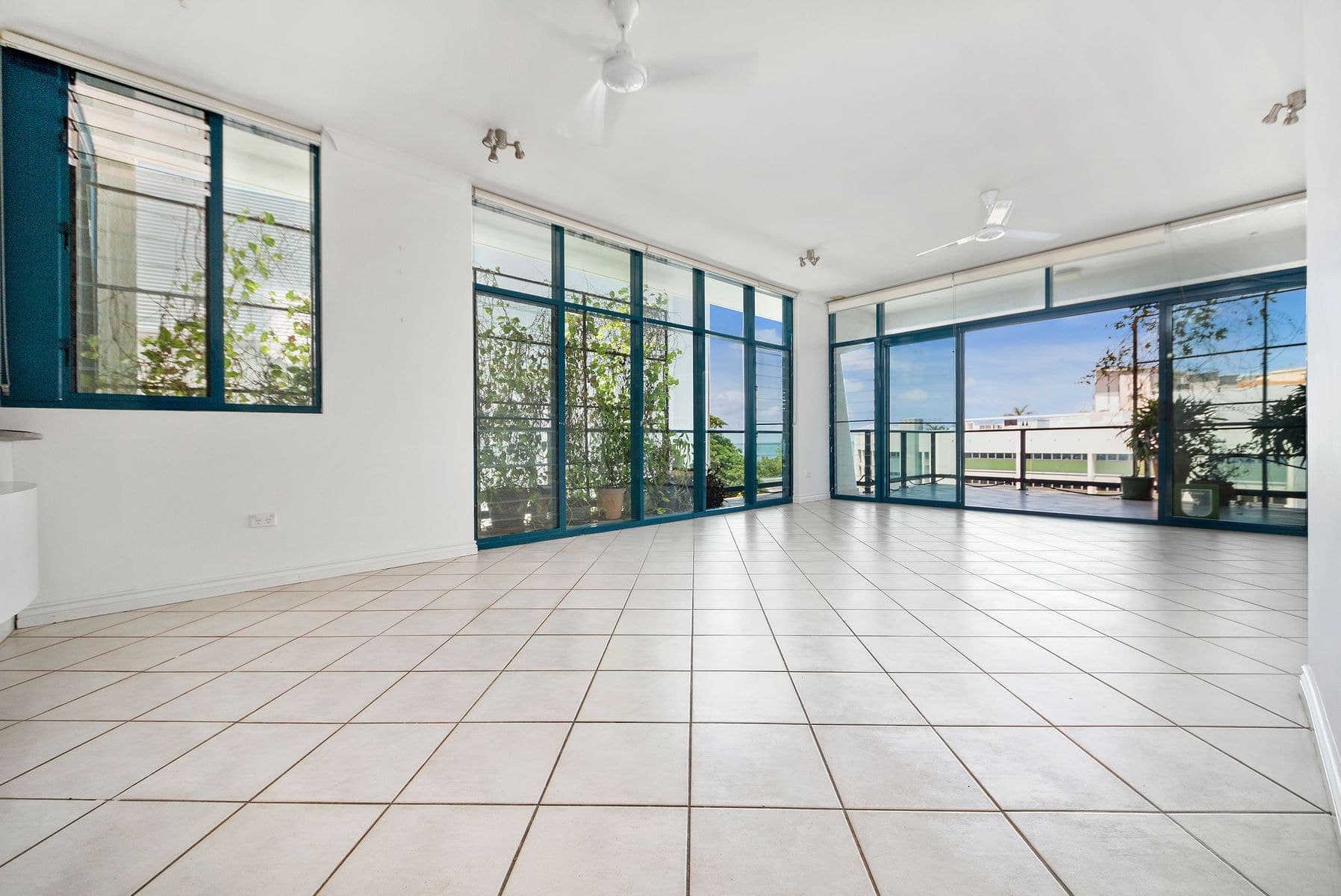 22/8 Knuckey Street, Darwin City NT 0800, Darwin City - Image 1