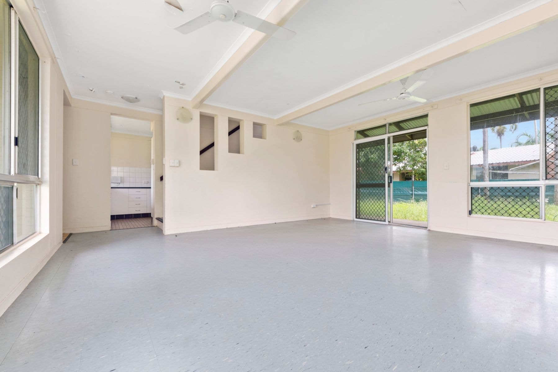 2 Parmentier Place, Moulden NT 0830, Moulden - Thumbnail 2