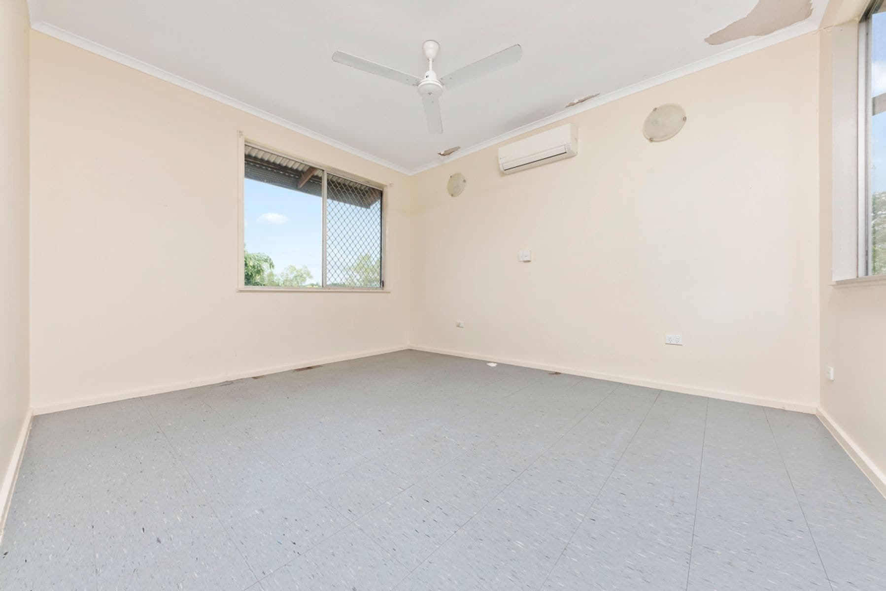 2 Parmentier Place, Moulden NT 0830, Moulden - Thumbnail 3