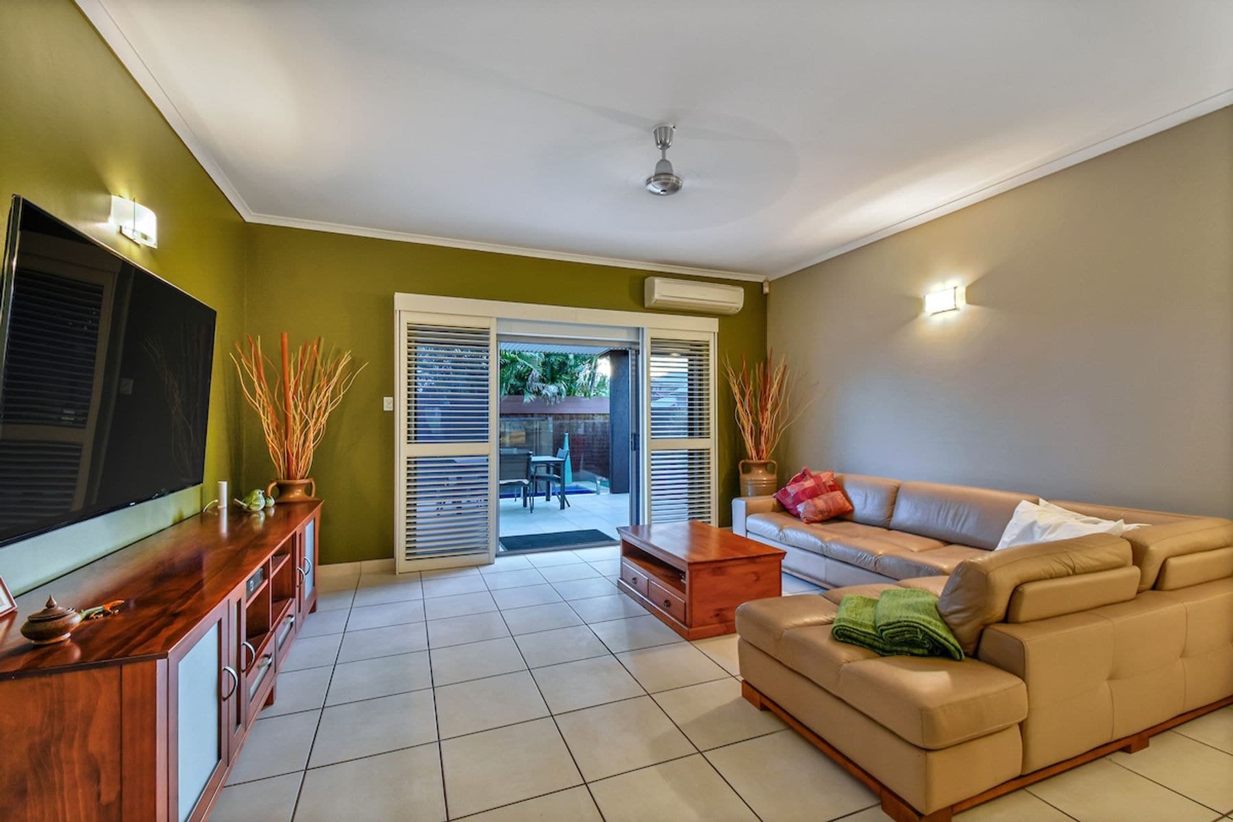 2 Halkitis Court, Coconut Grove NT 0810, Coconut Grove - Thumbnail 2
