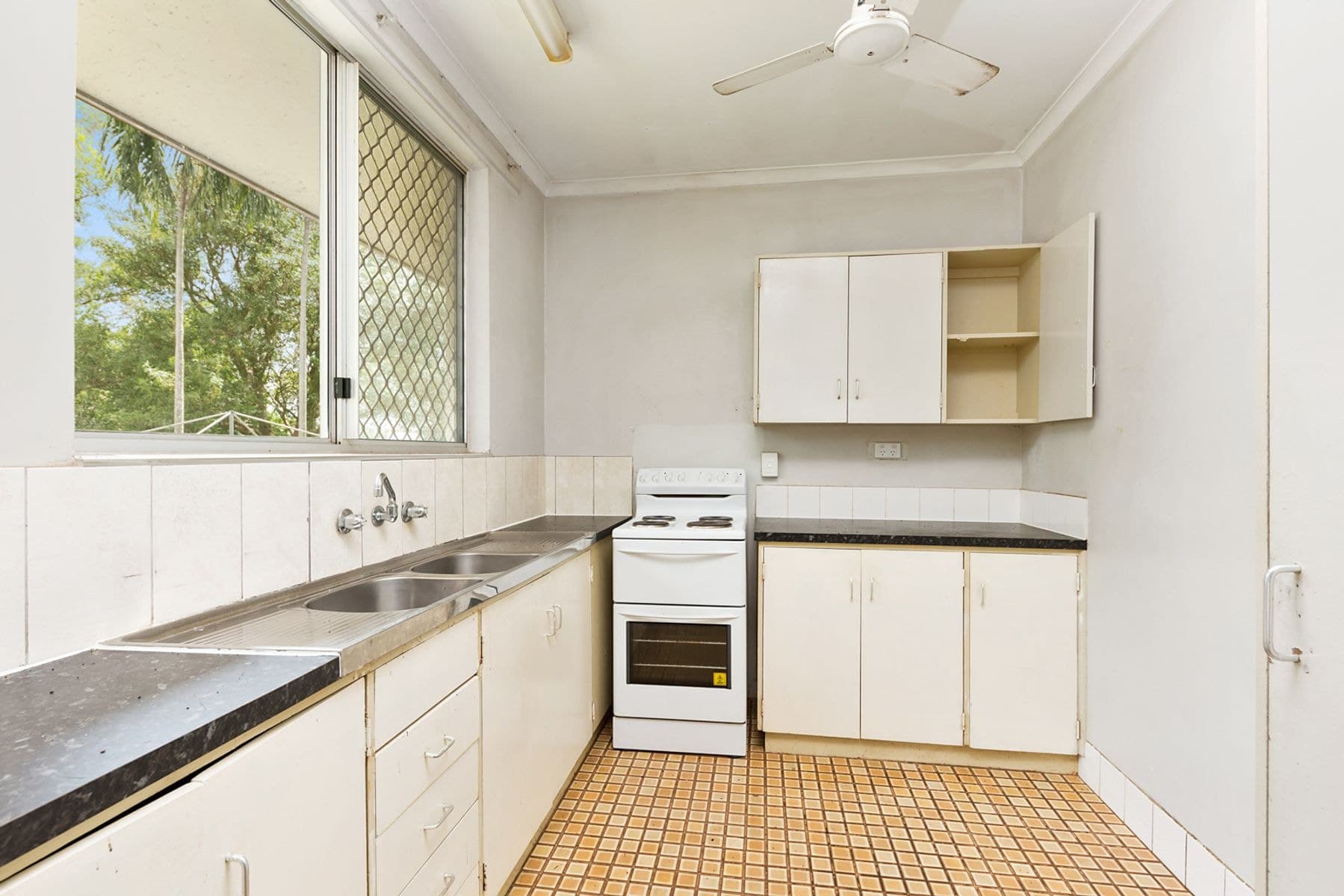 12 Koolama Court, Karama NT 0812, Karama - Thumbnail 3