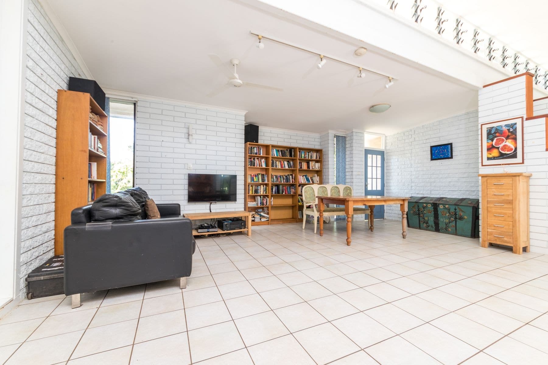 84 Rocklands Drive, Tiwi NT 0810, Tiwi - Thumbnail 2