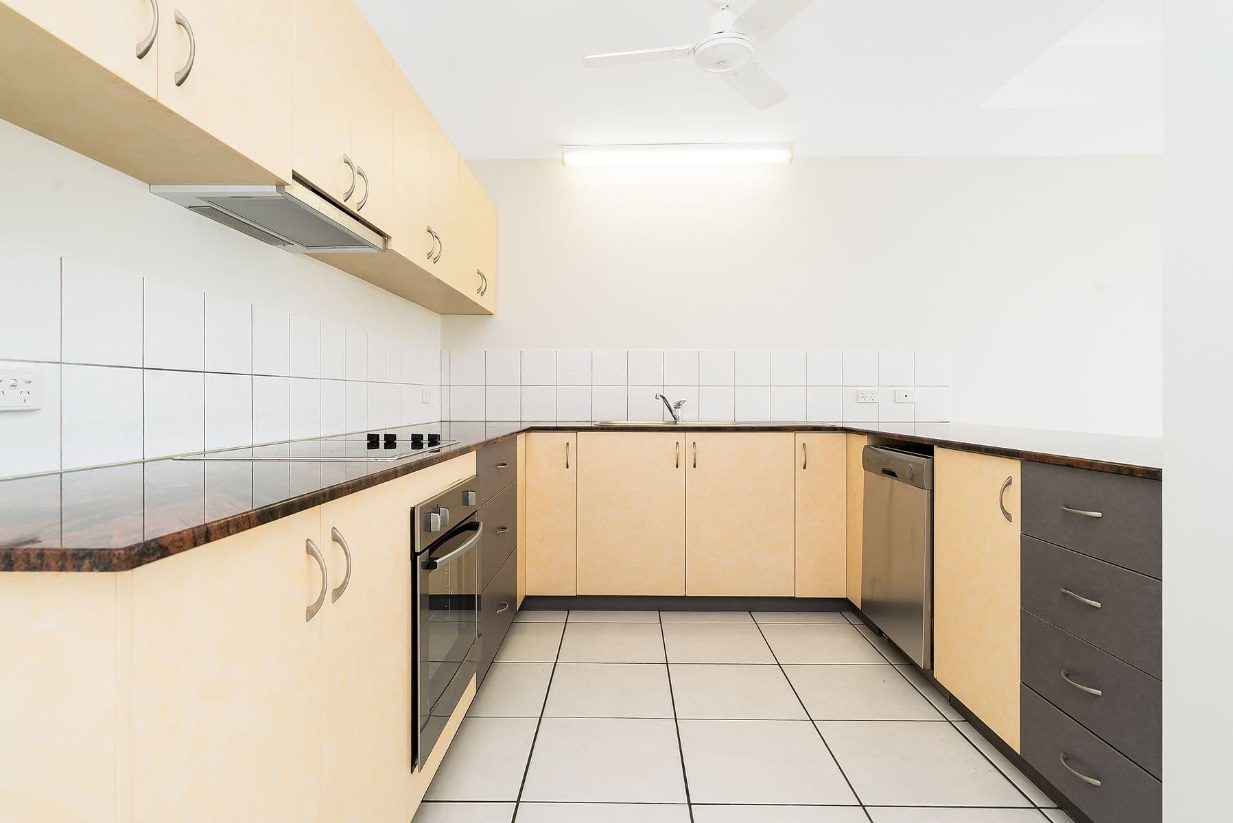 12/1 Tipperary Court, Stuart Park NT 0820, Stuart Park - Thumbnail 2