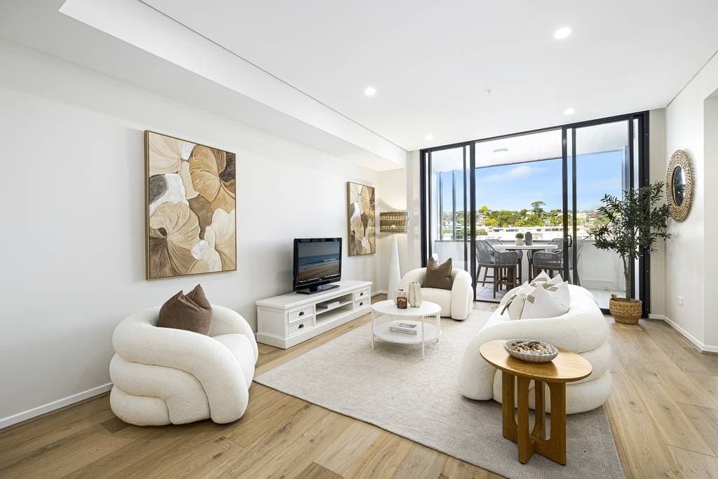 706A/8 Oaks Avenue, Dee Why - Thumbnail 2