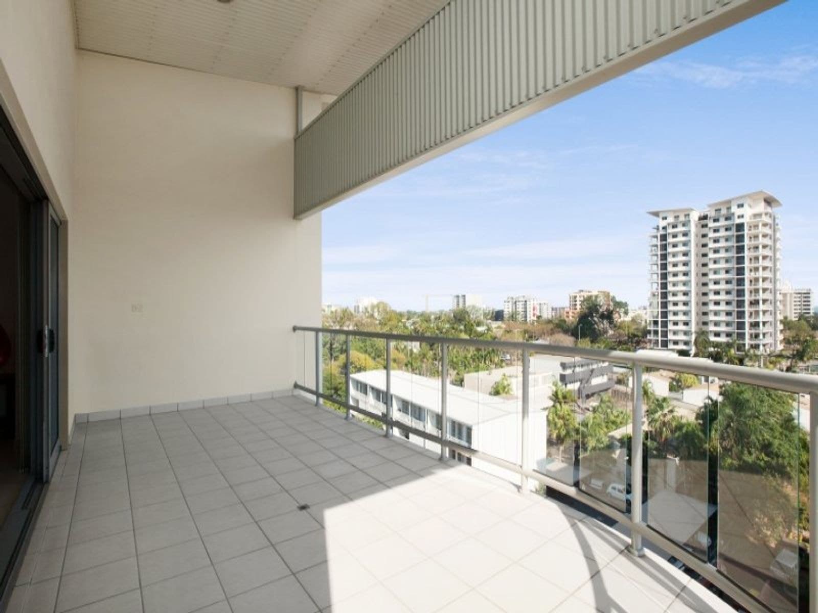 13/44 McLachlan Street, Darwin City NT 0800, Darwin City - Thumbnail 2