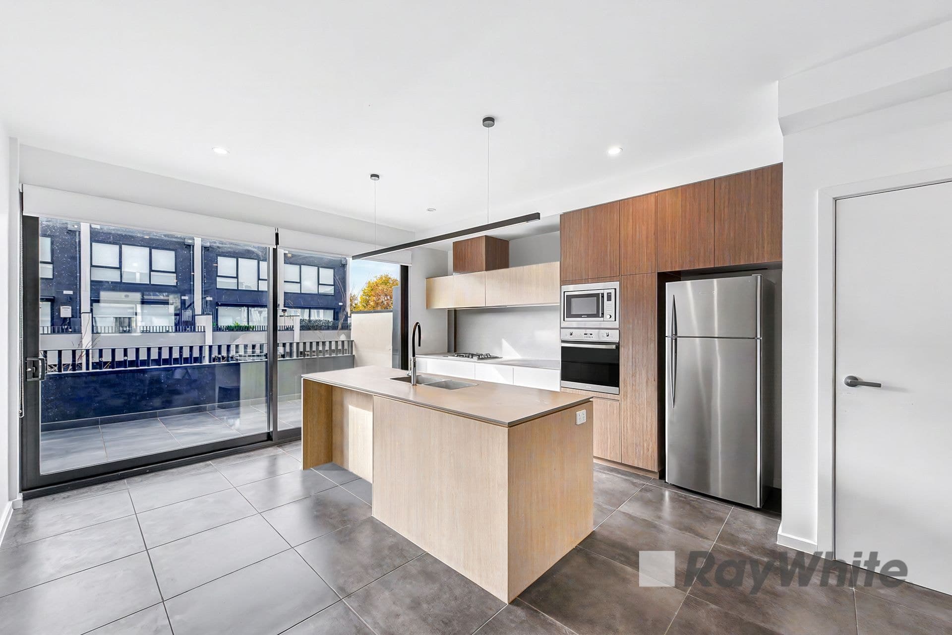 3/7 Hornsby Street, Dandenong VIC 3175, Dandenong - Thumbnail 3