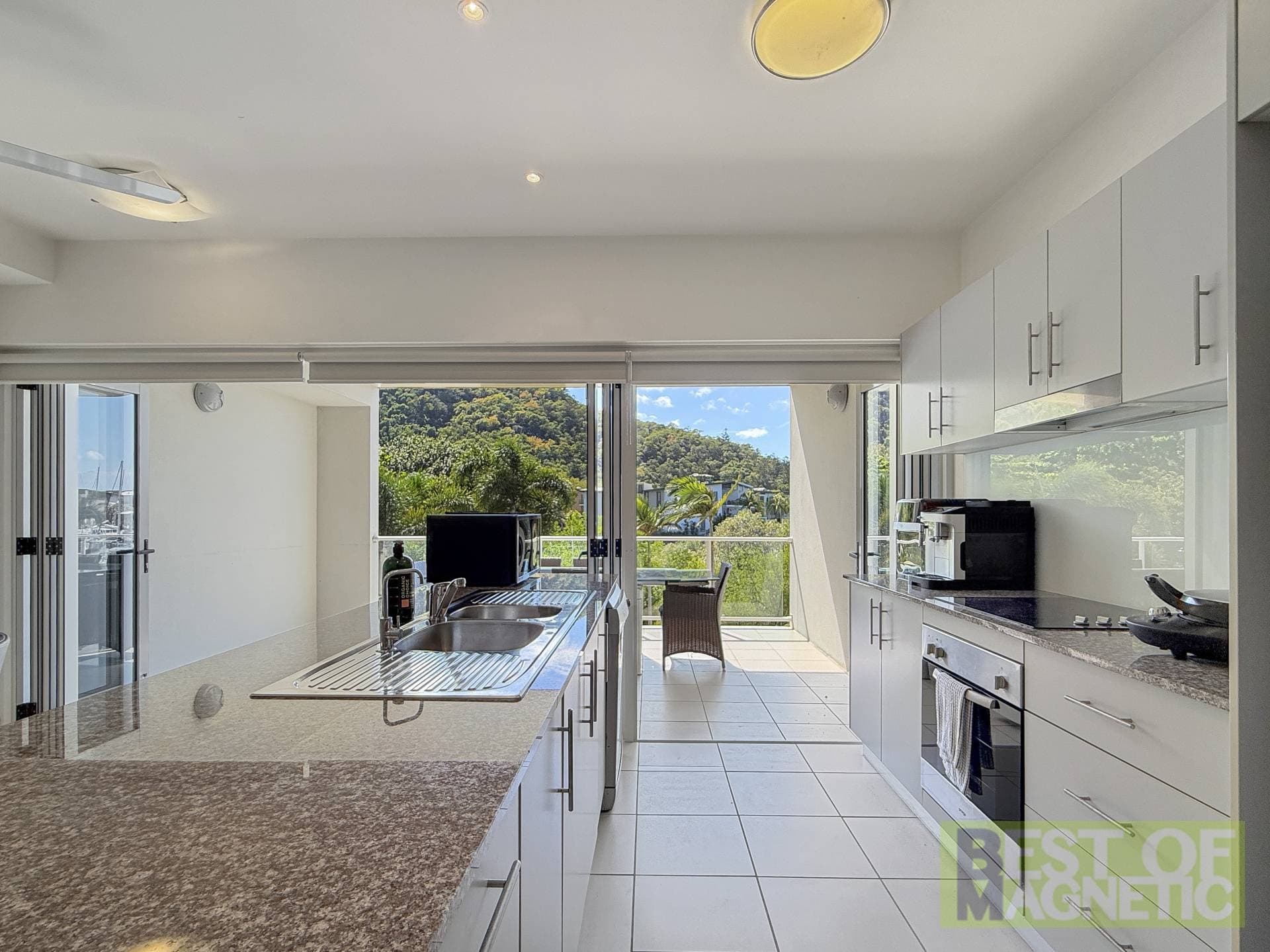 15, 1-3 The Cove 'Beachside Apartments', Nelly Bay - Thumbnail 7