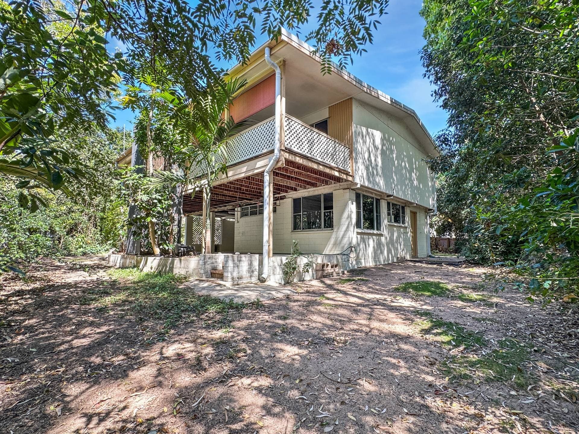 7 Opalia Ct, Nelly Bay - Image 1