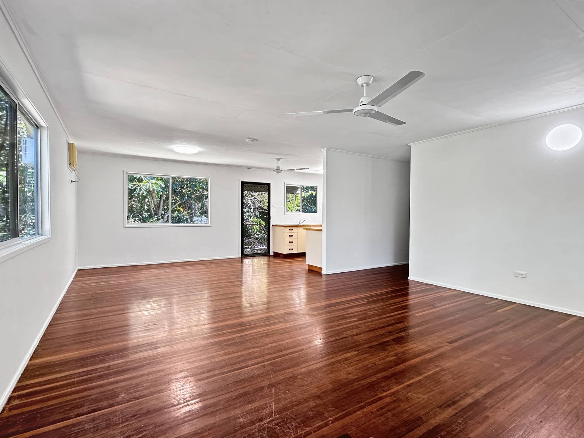 7 Opalia Ct, Nelly Bay - Thumbnail 6