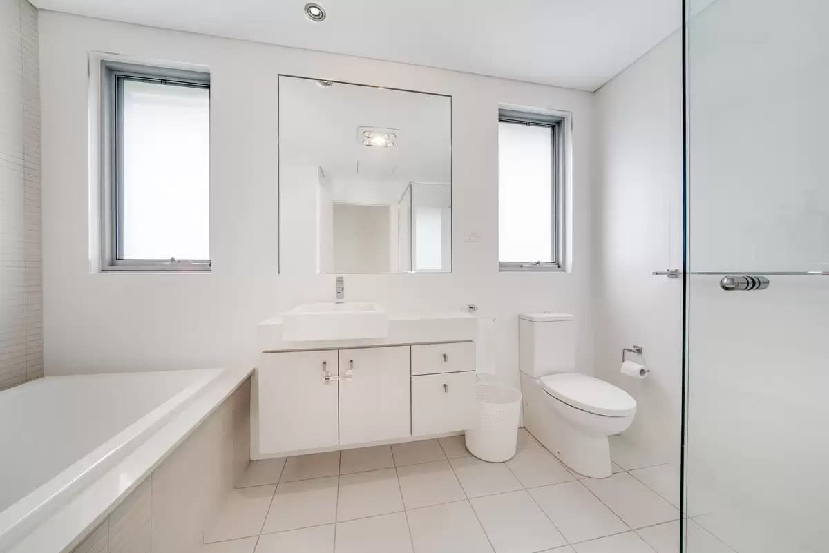 34 Solent Circuit, Norwest - Thumbnail 7