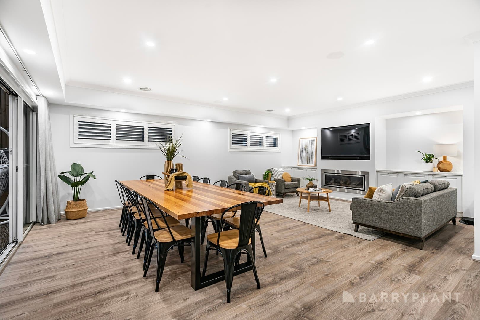 22 Simmons Court, Chirnside Park, VIC 3116, Chirnside Park - Thumbnail 3