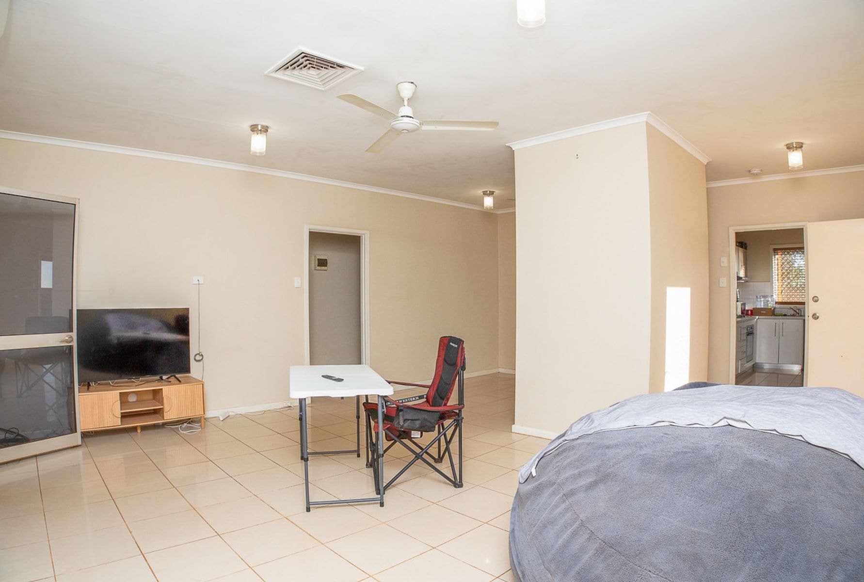 13 Koolama Crescent, South Hedland WA 6722, South Hedland - Thumbnail 7