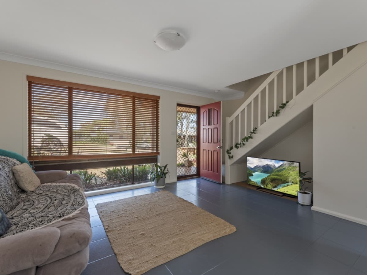 2/13 Clyde Street, Mollymook Beach, Mollymook Beach - Thumbnail 2