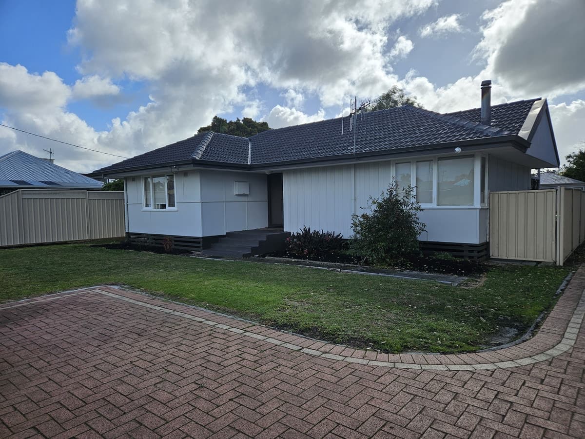 18A Katoomba Street, Orana WA 6330, Orana - Thumbnail 2