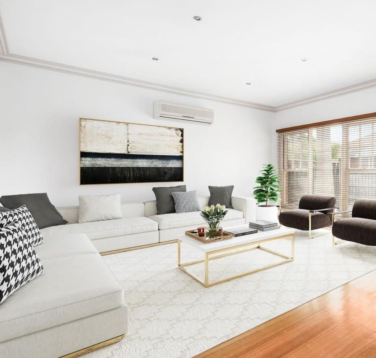 Rent: $680 pw 6A Yendon Road, Carnegie, Carnegie - Thumbnail 3