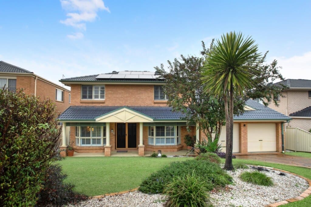 13 Christabel Place, Cecil Hills - Thumbnail 2