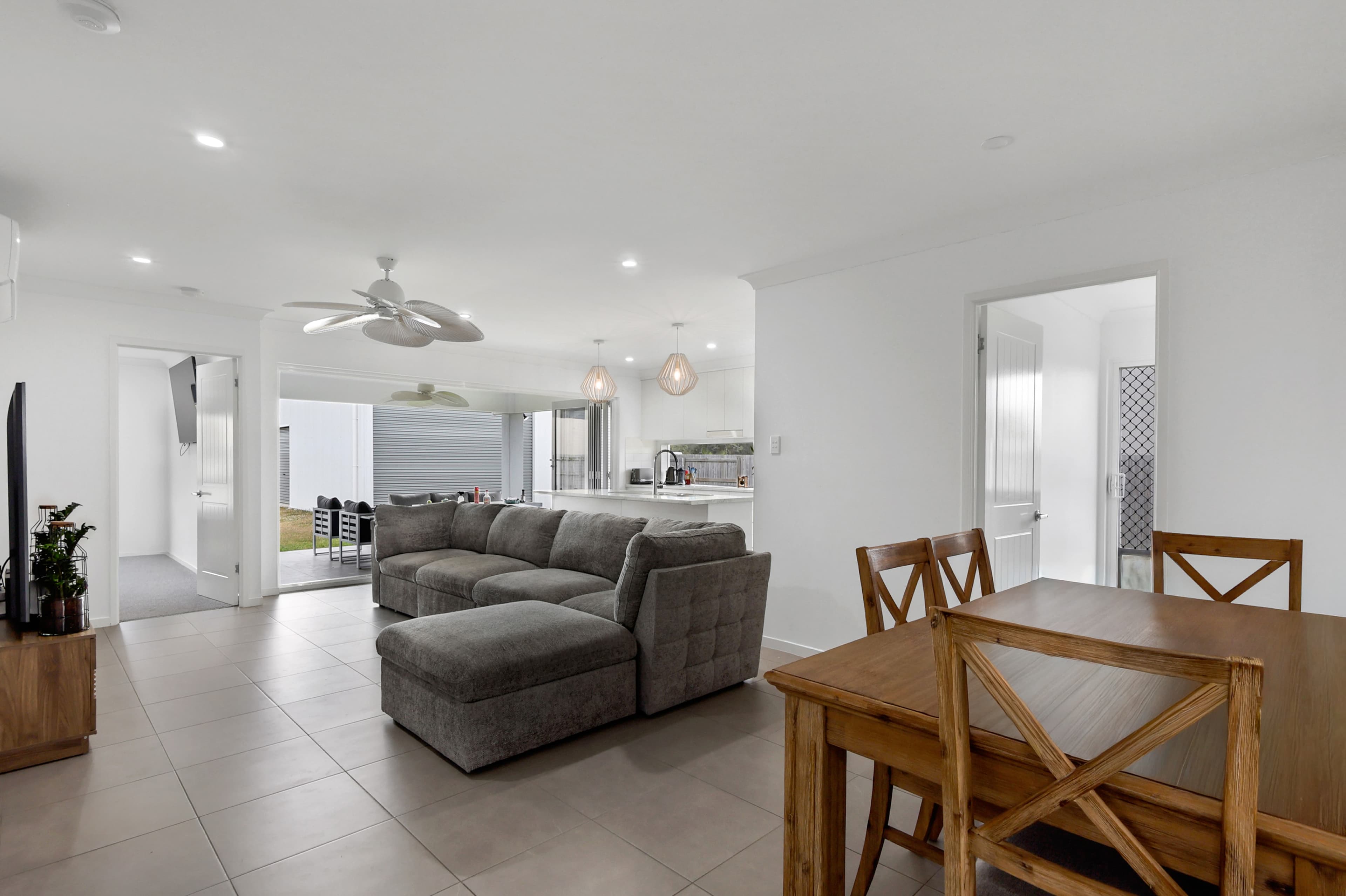 1 Heliconia Street, Bakers Creek - Thumbnail 2