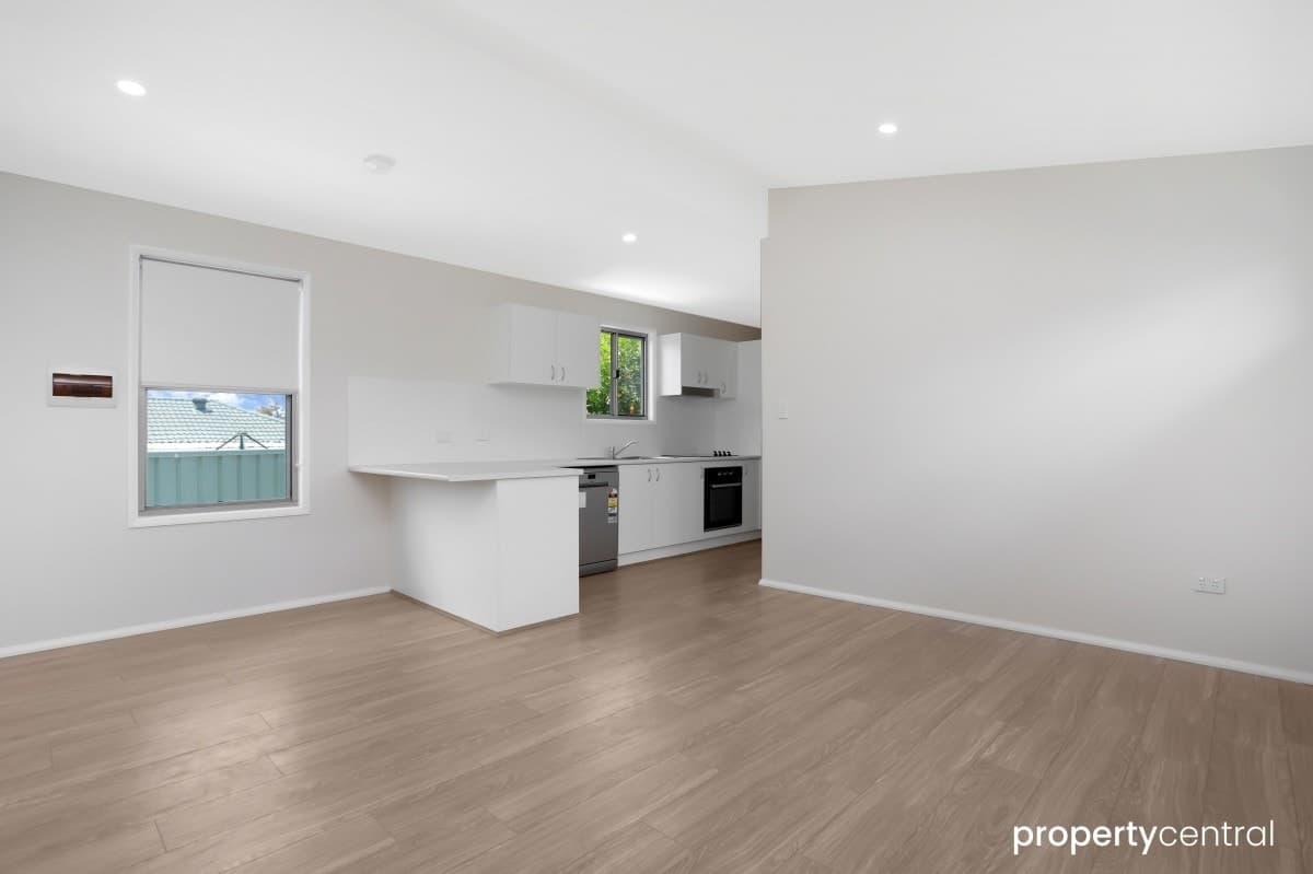 36a Windermere Avenue, Cambridge Park, Cambridge Park - Thumbnail 4