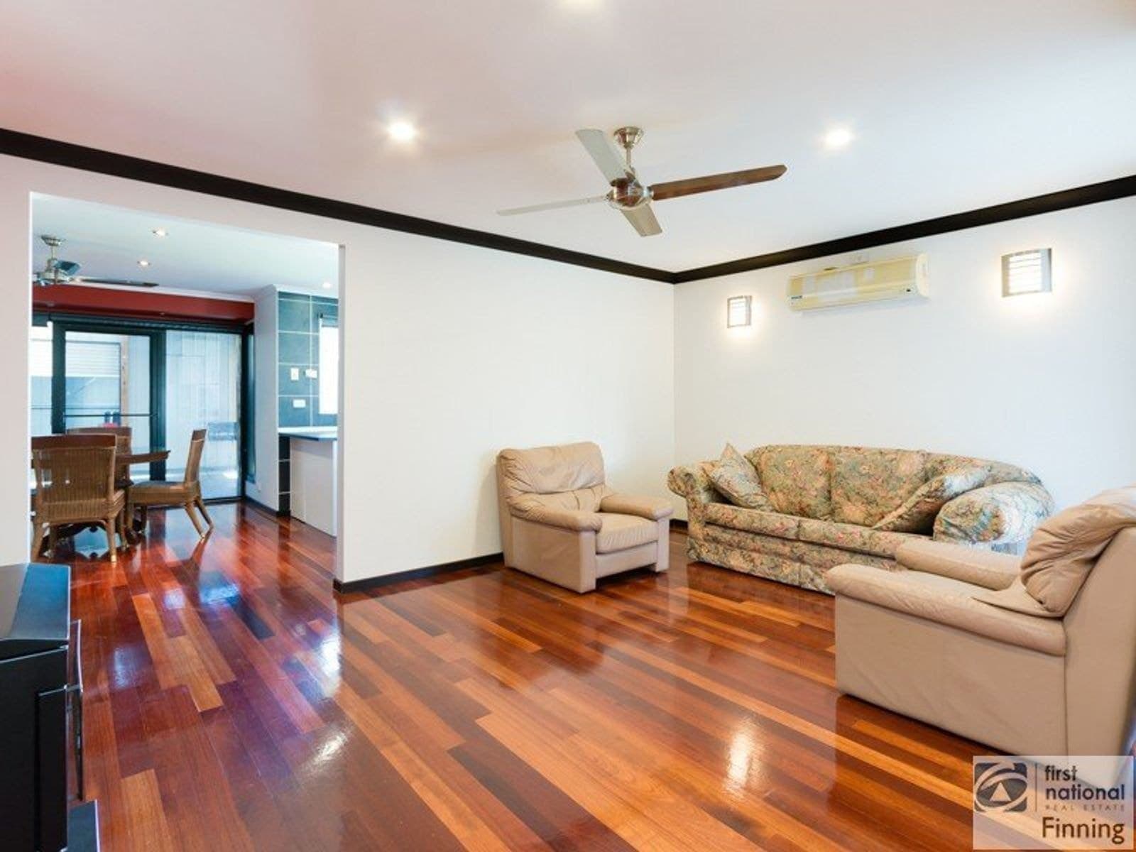 36 Endeavour Drive, Cranbourne North VIC 3977, Cranbourne North - Thumbnail 3