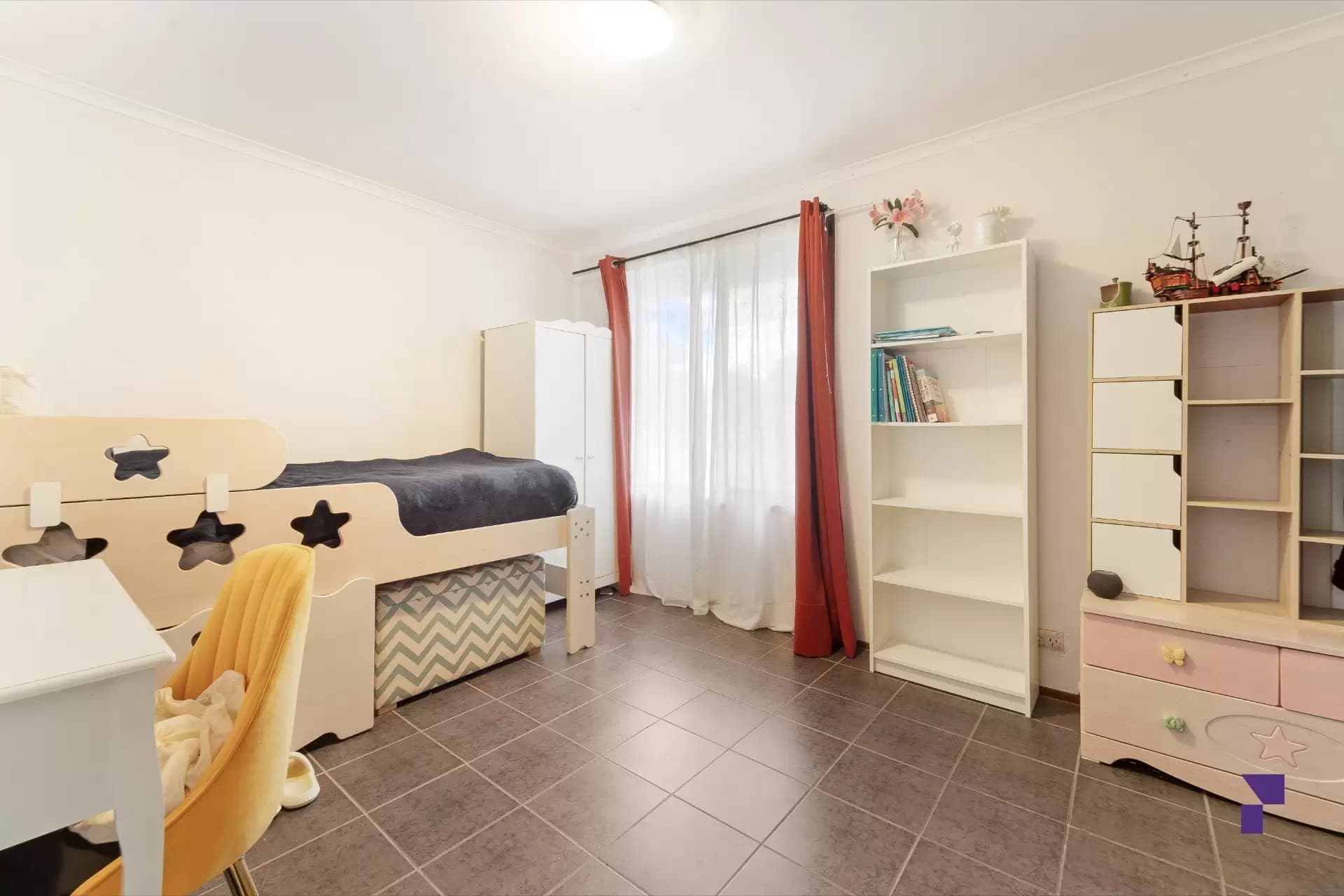 31 Chiswick Road, Greenacre - Thumbnail 7