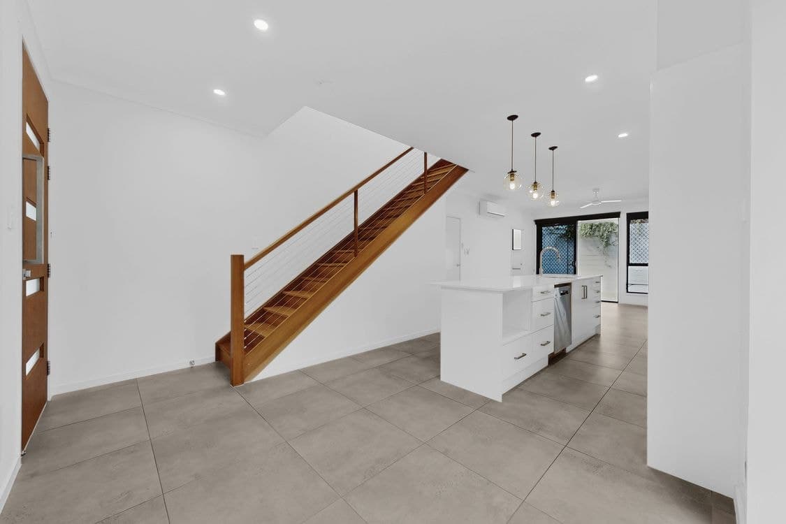 9/32 Owarra Avenue West, FERNY HILLS, QLD, 4055, Ferny Hills - Thumbnail 2
