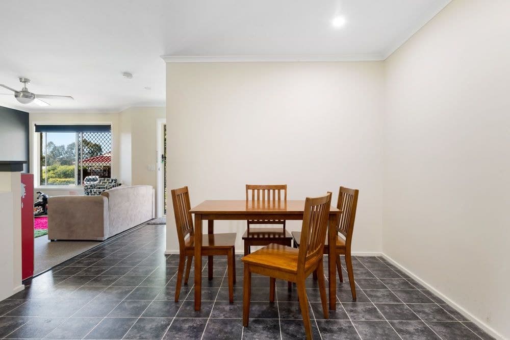 30 Aberfoyle Drive, DECEPTION BAY, QLD, 4508, Deception Bay - Thumbnail 4