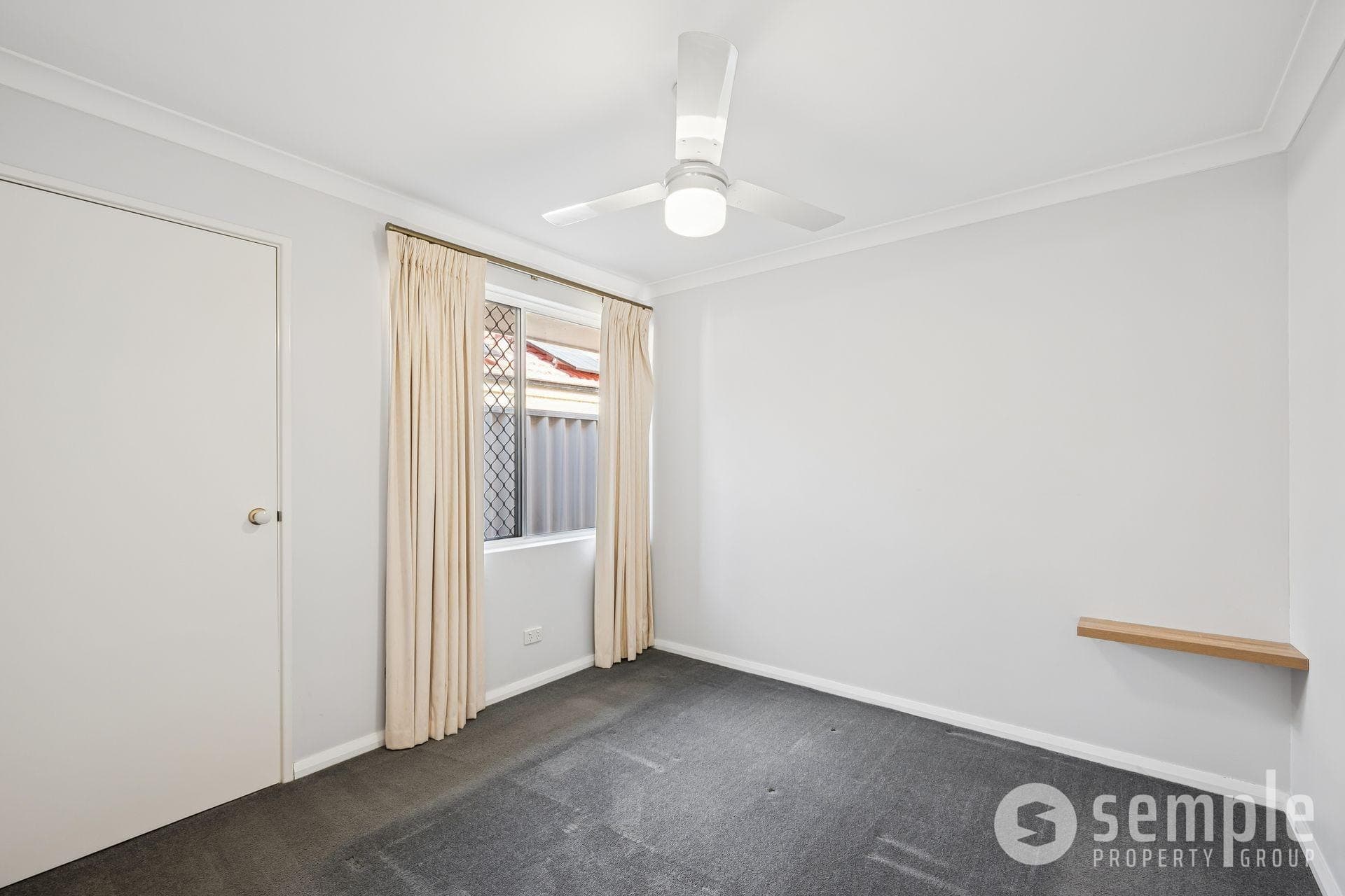 6 Manuel Close, Hamilton Hill WA 6163, Hamilton Hill - Thumbnail 2
