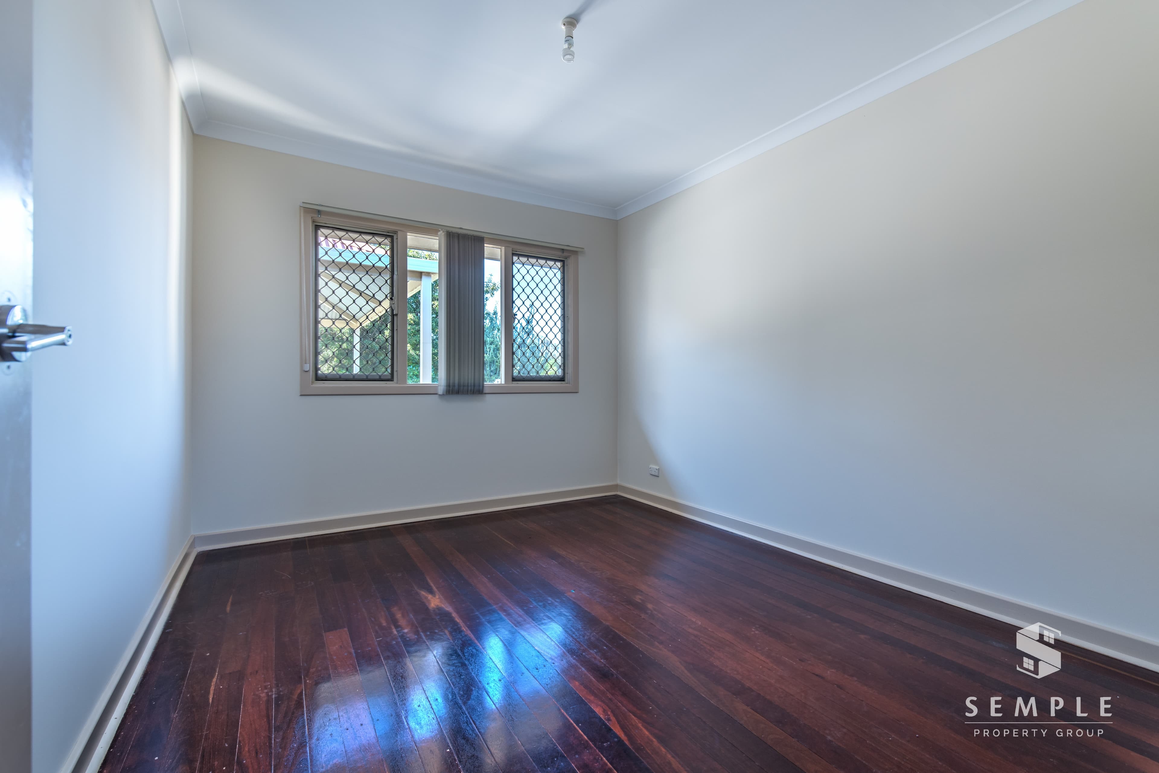 5 Oswald Street, Coolbellup WA 6163, Coolbellup - Thumbnail 2