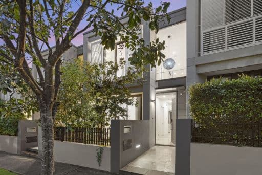 12 Florey Crescent, Little Bay - Image 1
